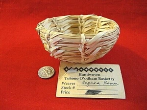 Vintage Tohono O'odham Papago Indianer Bärengras Yucca Mini geflochtener Korb - Bild 1 von 8