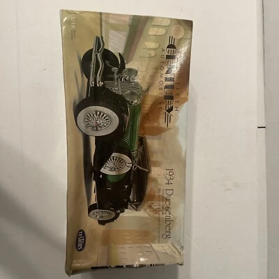 Testors' 1934 Duesenberg Phaeton - METAL BODY MODEL KIT - NIB - 1:32 - GRN/BLK - Image 1 of 3