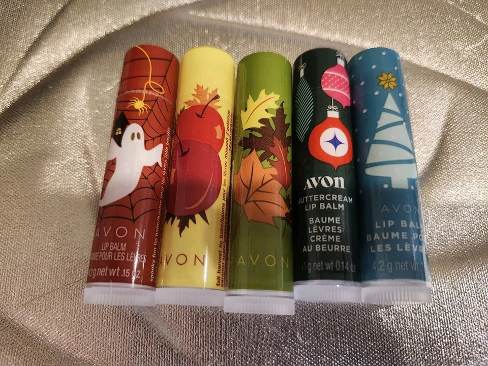 BÁLSAMO LABIAL AVON HOLIDAY - 5 PIEZAS NUEVO PRECINTADO - Navidad - Otoño - Halloween  Foto 1 de 1