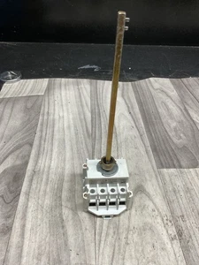 OETL-NF30-4 - INTERRUTTORE SEZIONATORE 3 PH - 40A -600VAC ABB OETLNF304 #4002A20 - Foto 1 di 3