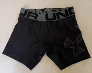 Under Armour heatgear boys size YSM (8) base layer shorts Underwear - NEW - Picture 1 of 7