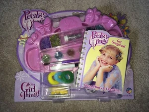 NEW IT'S A GIRL THING Petals & Wings Beading Kit Dragonflies Butterflies Flower - Picture 1 of 2