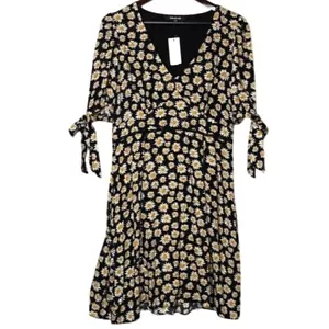 Sugar Lips Black Daisy Print V-Neck Fit & Flare Dress With Short Tie Sleeves Siz - Picture 1 of 8