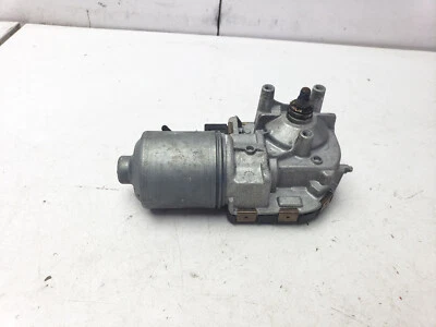 VOLKSWAGEN PASSAT B8 FRONT WINDSCREEN WIPER MOTOR 3G2955119A 2016 - Image 1 of 4