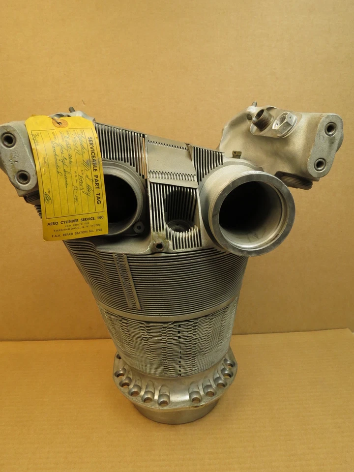 Cilindro de avión Curtiss Wright R3350-26W AD Skyraider P2V Neptune Warbird OHC Foto 1 de 1