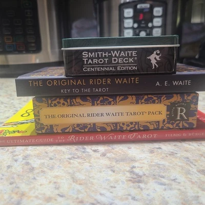 Smith Waite Original Rider Ultimate Tarot Set - Image 1 of 4