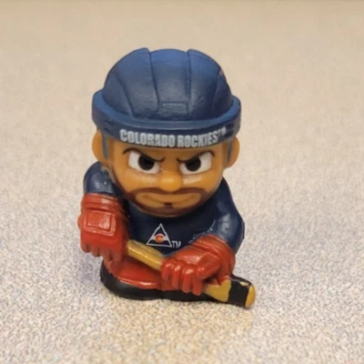 Figura de hockey Colorado Rockies 2020 ultra rara Teenymates NHL SERIE 4 1:198 Foto 1 de 4