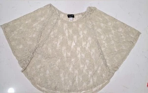Luv Me More Spitzen Kimono BoHo Poncho Oberteil Hergestellt in den USA Größe Large - Bild 1 von 14