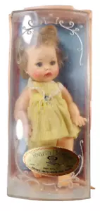 Ideal Tearie Dearie Puppe in der Wiege Vinyl 9 Zoll Getränke nass gelb Strampler 1964 - Bild 1 von 20