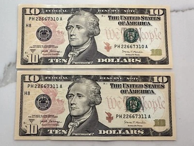 Lot Of 2 Series 2017A $10 Dollar Bills Federal Reserve Note Consecutive - Image 1 of 2