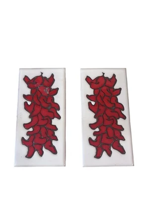 Vtg Mag Mor Fitzgerald Ceramic Art White Tile Red Chili Peppers Southwestern USA - Image 1 of 4