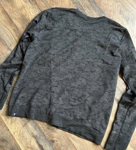 Lululemon Swiftly Breathe manica lunga taglia 10 - Foto 1 di 3