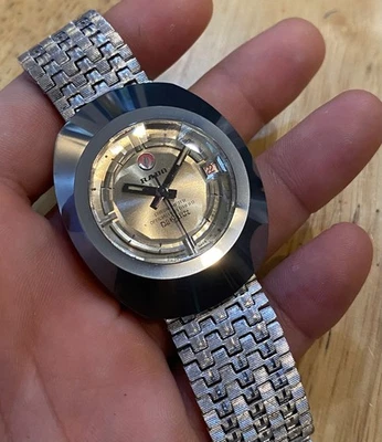 vintage Rado Automatic CHRONOMETER OFFICIALLY CERTIFIED diastar Egg Case PLSREAD - Image 1 of 4