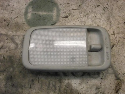 LUZ INTERIOR / 12621417 PARA TOYOTA HILUX KUN CABINA SENCILLA DLX 4X4 Foto 1 de 2