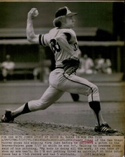 LG853 1975 Wire Photo RANDY JONES San Diego Padres Baseball Pitcher Throwing