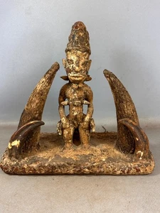 250972 - Old Rare Yoruba Altar - Nigeria. - Picture 1 of 13