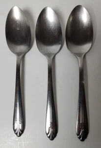 Set of 3 Vintage Oneida Oneidacraft Deluxe Stainless 7.25" Serving Spoons - Picture 1 of 7