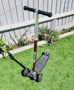 Micro Kick Maxi Scooter Bronze Black - Height Adjustable Handles Age 5-12 Years - Picture 1 of 4