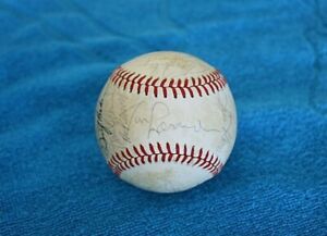 1982 Los Angeles Dodgers team autographed baseball 19 signatures vg-ex
