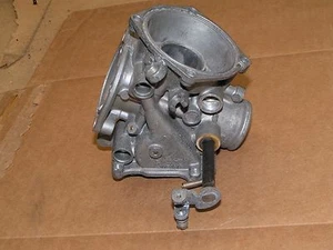 85 HONDA VF700 VF 700 VF700F INTERCEPTOR CARBURETOR BODY VD05B B CALIFORNIA carb - Bild 1 von 9