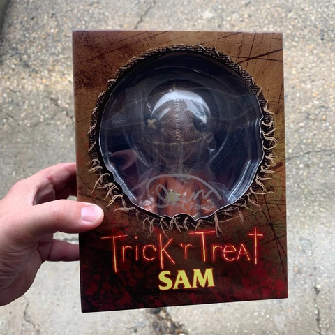 Trick R Treat SAM 6" Action Figure MEZCO Toys SIGNED Quinn Lord 2017 Cover