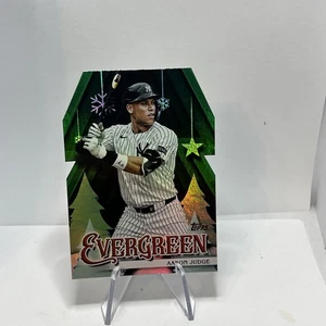 2025 Topps Holiday Aaron Judge Evergreen Die Cut #E11 New York Yankees  - Bild 1 von 10