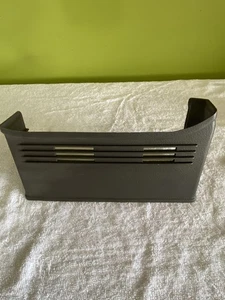 Nissan Pick Up D21 1986-1993 carrocería dura tablero bisel embellecedor envolvente inferior OEM - Imagen 1 de 4