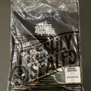 Johnny Cupcakes King Kitty Big Kid (Black Panther) T-Shirt - Picture 1 of 3