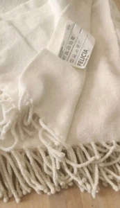 Ikea Felicia Throw Blanket  Soft White 130 X 170 cm  51 X 67"  Display - Picture 1 of 8