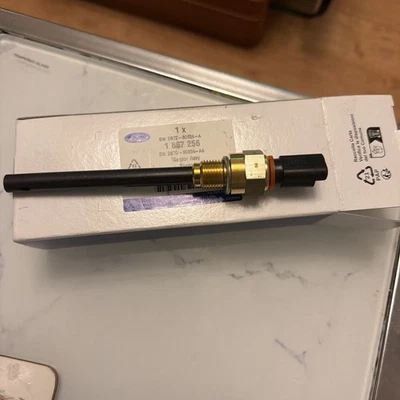 Genuine Ford Galaxy,  S-Max Mondeo Edge 2.0 DOHC Oil Level Sensor 01/16- 1867256 - Image 1 of 2