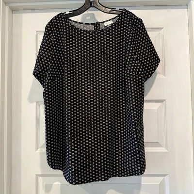 Blusa Top Ava & Viv Para Mujer Talla Grande 1X Manga Corta Negro Blanco Botón Espalda Foto 1 de 4