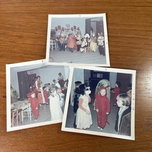 Vtg Halloween Photo Lot 1960s Kids Costume Party Snapshot Devil Witch Mask Decor - Picture 1 of 13