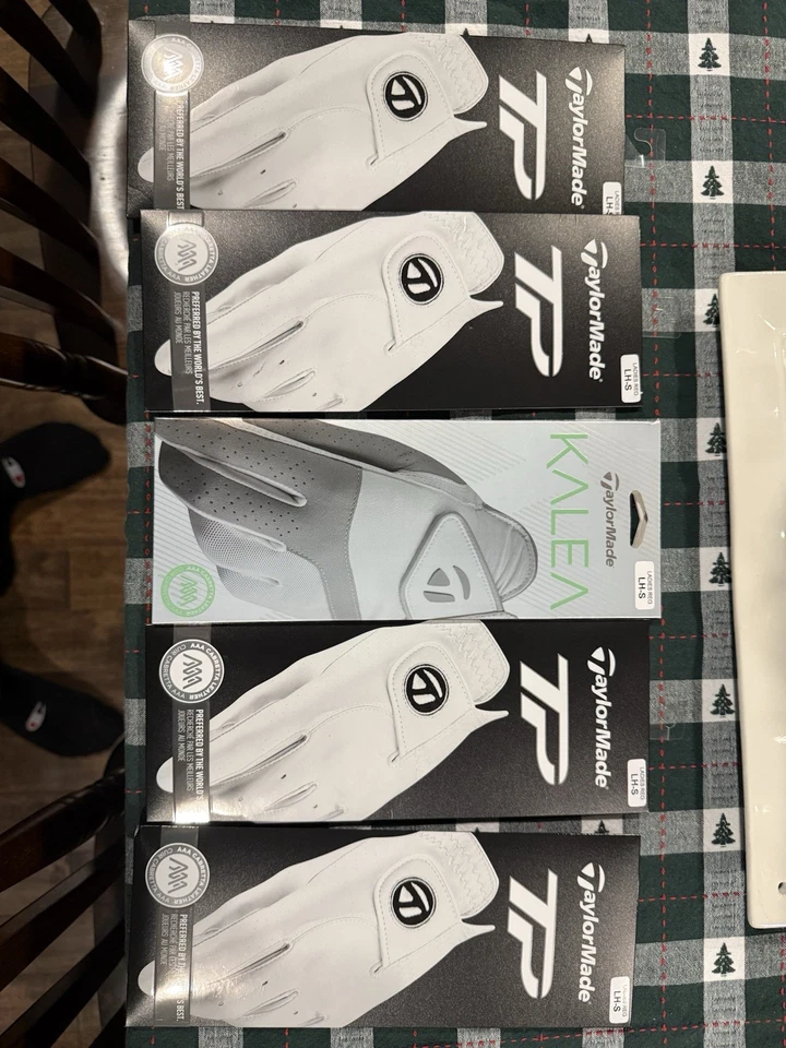 Lot of 5 TaylorMade Ladies Golf Gloves – 4 TP & 1 Kalea – LH Small (S) – New - Image 1 of 1