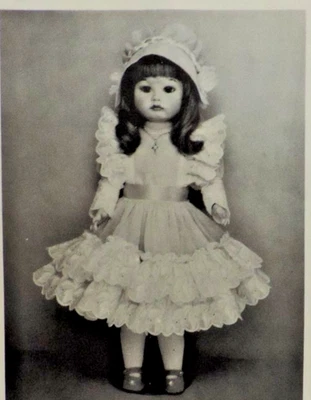 Vestido Byron Muñeca Patrones BY-23 Paris II Connie 24" 1982 Sin Cortar Foto 1 de 4