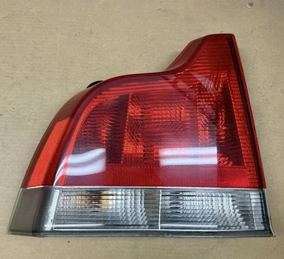 2001 - 2004 年沃尔沃 S60 尾灯总成 LH — 第 1/4 张图片