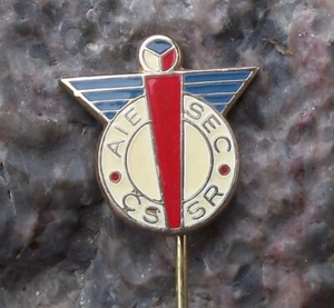 Vintage AIESEC Student Travel Volunteer Work CSSR Czechoslovakia Pin Badge - Picture 1 of 2
