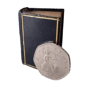 The BIBLE In MINIATURE, Or A CONCISE HISTORY Of OLD & NEW TESTAMENTS / 1780 - Picture 1 of 22