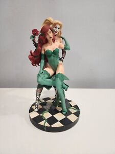 DC Collectibles Designer Series Harley Quinn Poison Ivy Couples Statue 330/5000