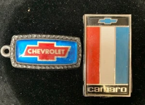1975-77 Camero Front Nose Header Panel Emblem & Chevrolet Keychain-Lot of 2 (B5) - Picture 1 of 8
