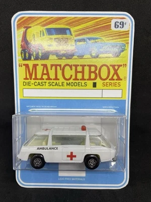 Matchbox Lesney Phantom #22 Custom Freeman Ambulance In Blister Pack - Image 1 of 4