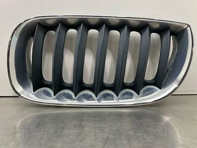 2005 BMW X3 OEM LEFT DRIVER UPPER BUMPER MOUNTED CHROME GRILLE 51133402909 04 06 Foto 1 de 4