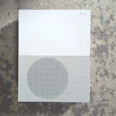 Consola Microsoft Xbox One S Sistema de Juegos Blanco 1TB 1681 Restablecer Envío Gratis Foto 1 de 3