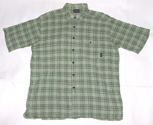 Patagonia Men’s Short Sleeve Button Seersucker Shirt Size XL