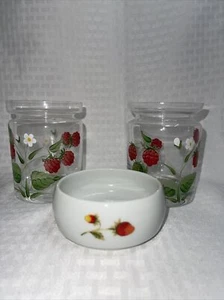 Vtg Glass Canister Storage Jar Red/Strawberry Blossom Mixed Set Of 3 No Lids - Picture 1 of 12