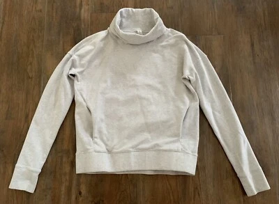 Lululemon Womens 6 Go Forward Pullover Turtleneck Sweatshirt Pockets Light Gray - Image 1 of 4