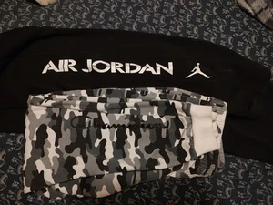 Boys XL Sweat Pants (lot of 2) Black Jordan & Champion Black White Grey Camo - Picture 1 of 13