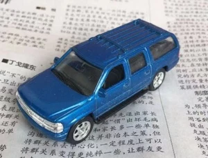 Chevrolet Suburban 1:64 car model Diecast Model BULE - Picture 1 of 3
