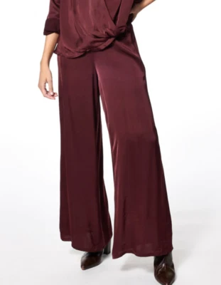 $158 НОВЫЙ С ЯРЛЫКАМИ YOUNG FABULOUS & BREAK SzM AIKO РАСКЛЕШЕННЫЙ НАТЯЖНОЙ ШЕЛКОВИСТЫЙ АТЛАС БРЮКИ ДЖЕМ - Изображение 1 из 4