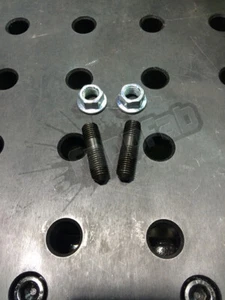2 x M10 X 1.25MM PERNOS CON TUERCAS DE BRIDA HEXAGONAL SERRADAS - Imagen 1 de 6