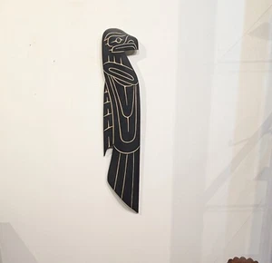Native carving Indigenous RAVEN 28"  DAVID LOUIS signed Original Wall ART Native - Picture 1 of 14